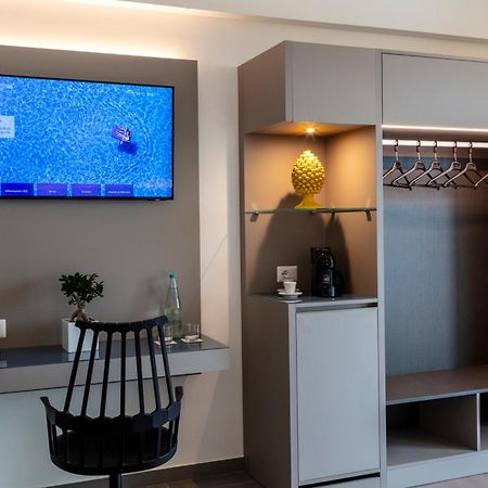 Riviera Del Sole Hotel Resort Spa Piraino Eksteriør billede